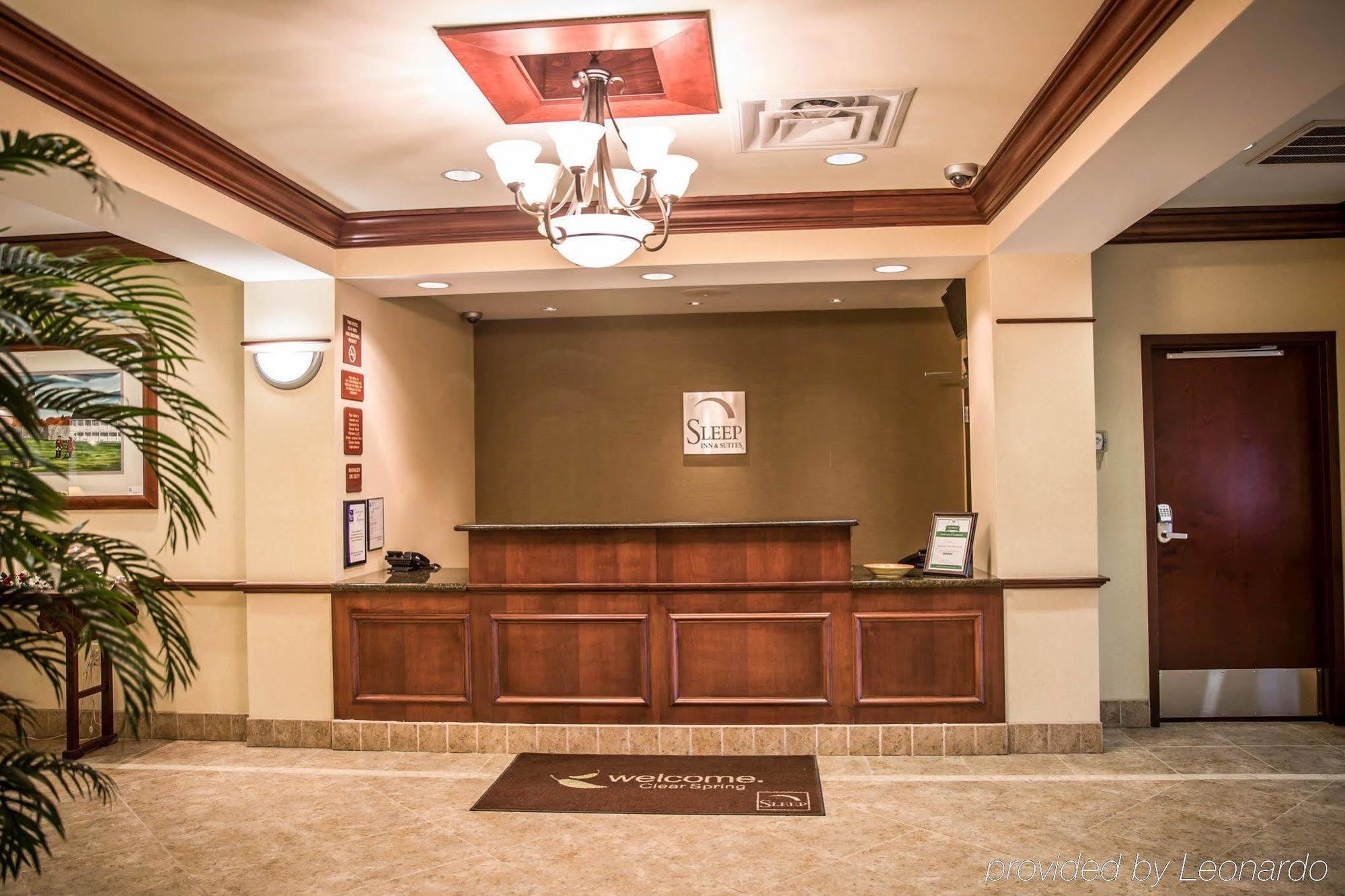 Holiday Inn Express & Suites Clear Spring By Ihg Экстерьер фото