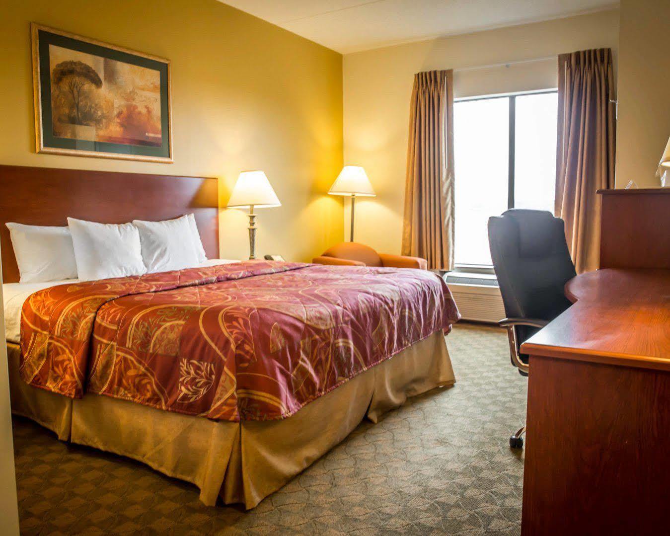 Holiday Inn Express & Suites Clear Spring By Ihg Экстерьер фото